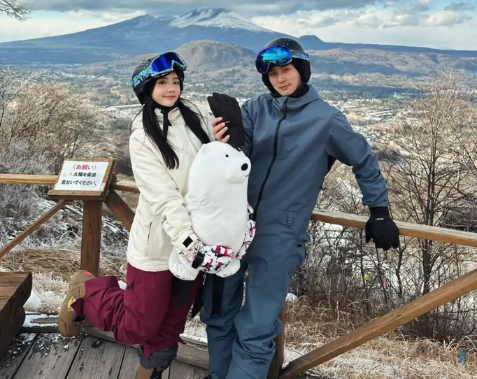 小煜結婚剛滿5周年後宣布離婚。(圖/翻攝小煜IG)